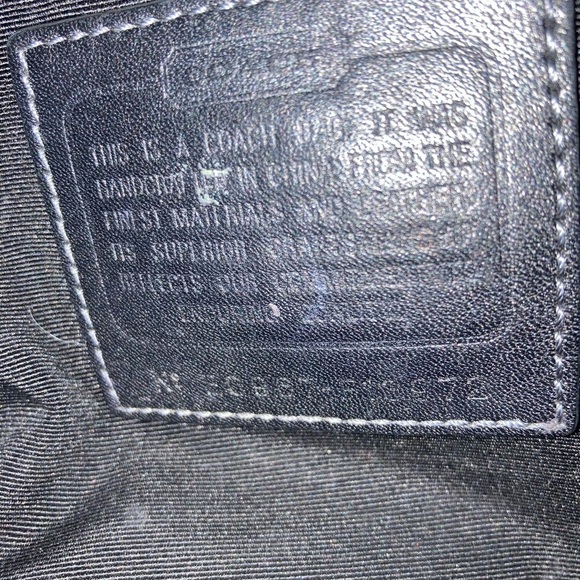 COACH SIGNATURE Hampton Monogram SHOULDERBAG Flap twist lock closure - Picture 7 of 8